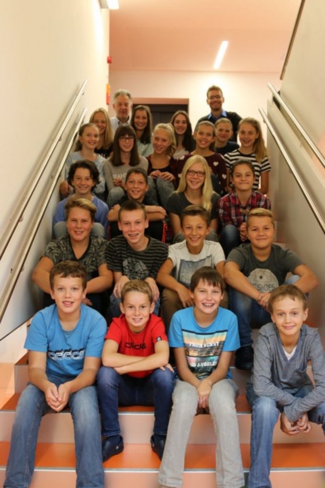 3b_2015-16__1280x768_