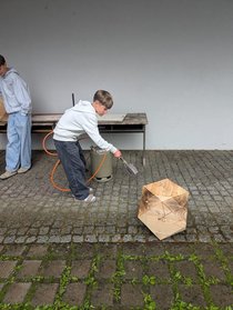k-Fertigigung_Sitzgelegenheit_in_der_Schule